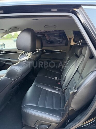 Kia Sorento-17
