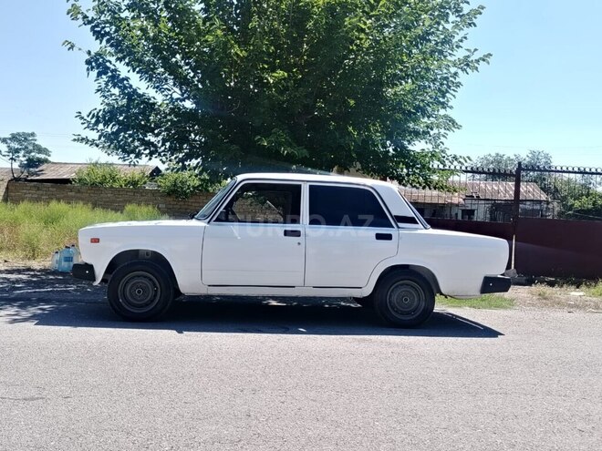 LADA (VAZ) 2107-5
