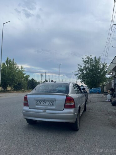 Opel Astra-2