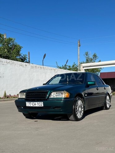Mercedes C 250-1
