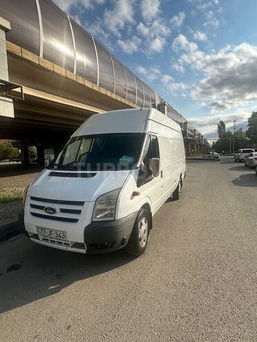 Ford Transit-2
