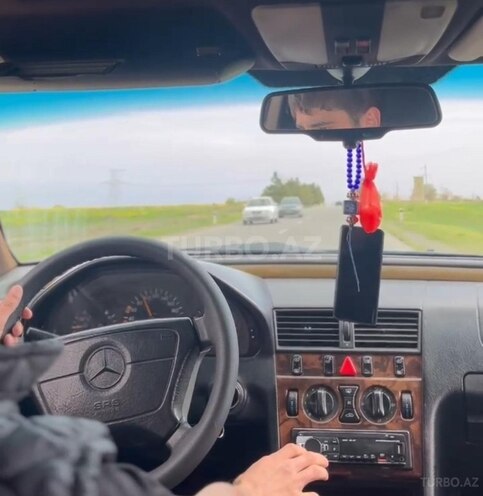 Mercedes C 250-4
