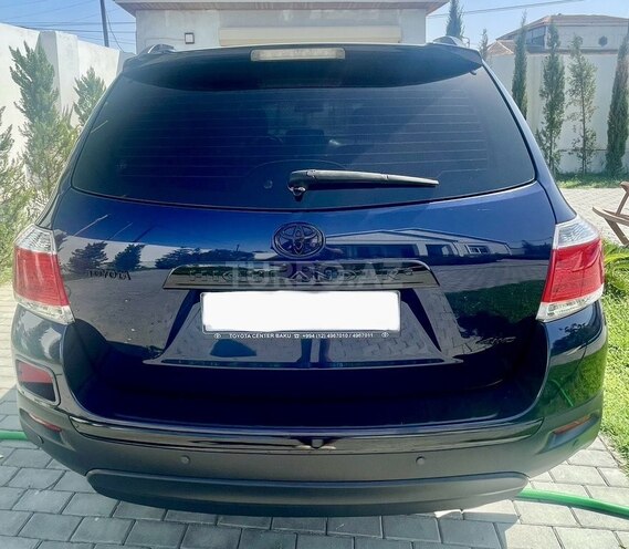 Toyota Highlander-4
