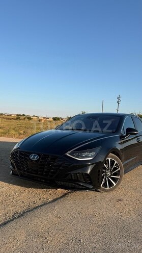 Hyundai Sonata-2