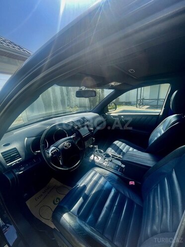 Toyota Highlander-3