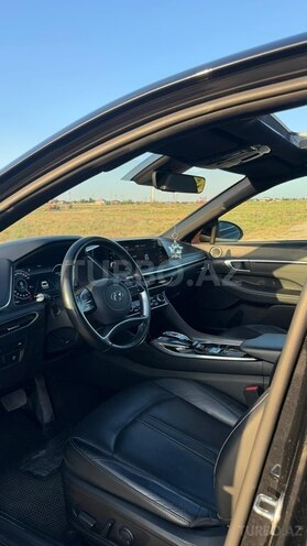 Hyundai Sonata-11