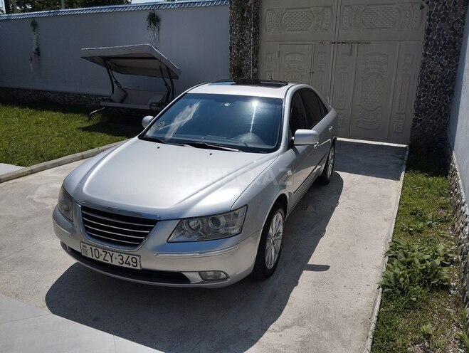 Hyundai Sonata-15