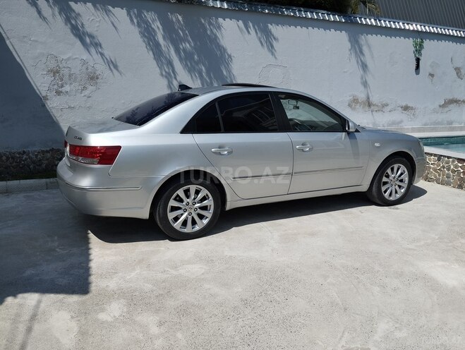 Hyundai Sonata-10