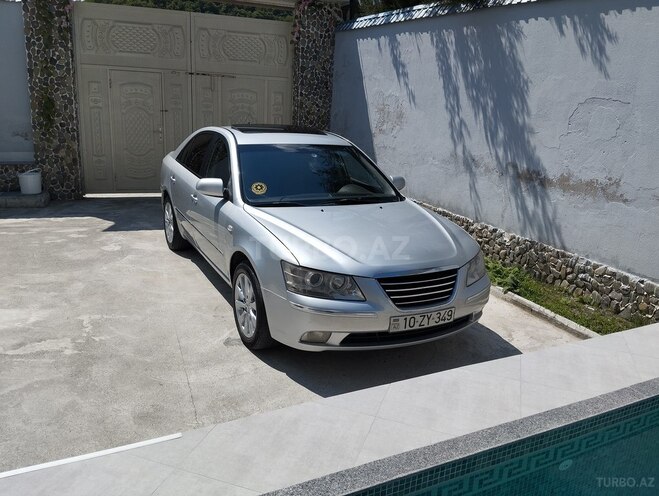 Hyundai Sonata-4