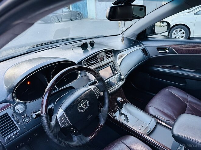 Toyota Avalon-8