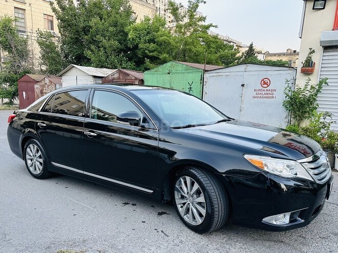 Toyota Avalon-3