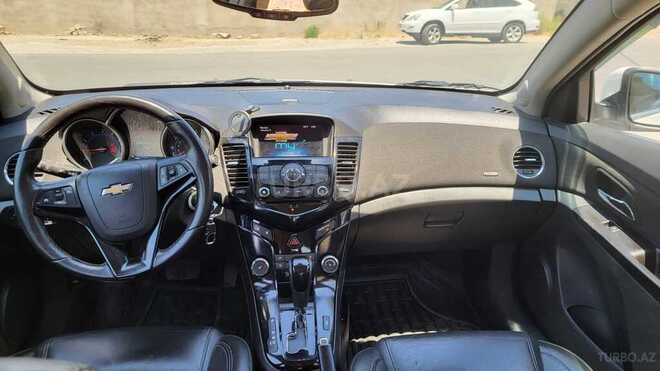 Chevrolet Cruze-6