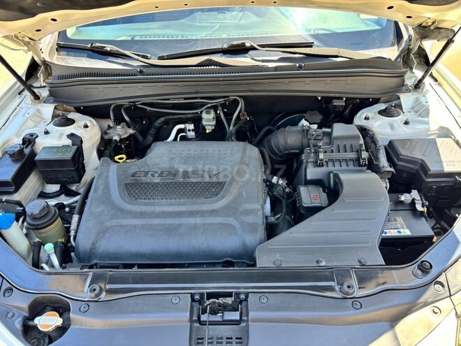 Hyundai Santa Fe-14