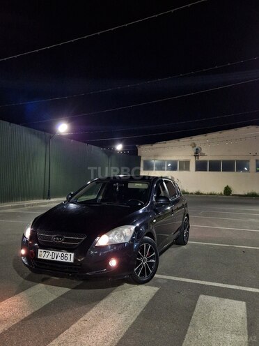 Kia Ceed-1