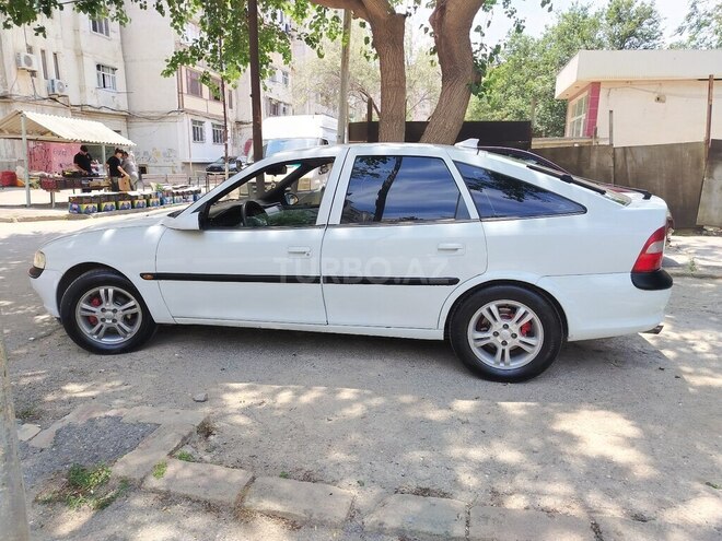 Opel Vectra-2
