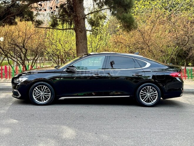 Hyundai Grandeur-5