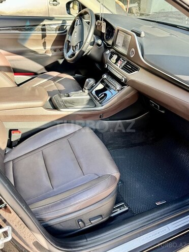 Hyundai Grandeur-11
