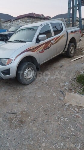 Mitsubishi L200-5