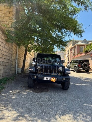 Jeep Wrangler-4