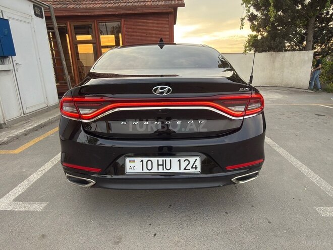Hyundai Grandeur-8