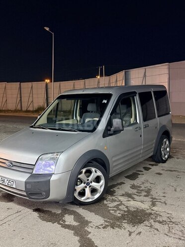 Ford Tourneo Connect-2