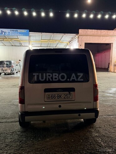 Ford Tourneo Connect-4