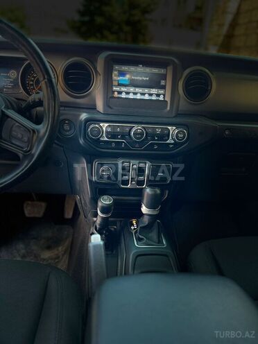 Jeep Wrangler-14