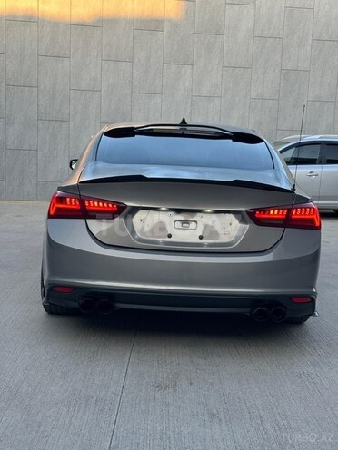 Chevrolet Malibu-5