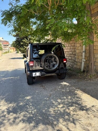 Jeep Wrangler-17