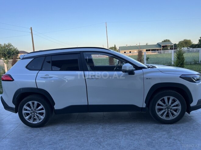 Toyota Corolla Cross-16