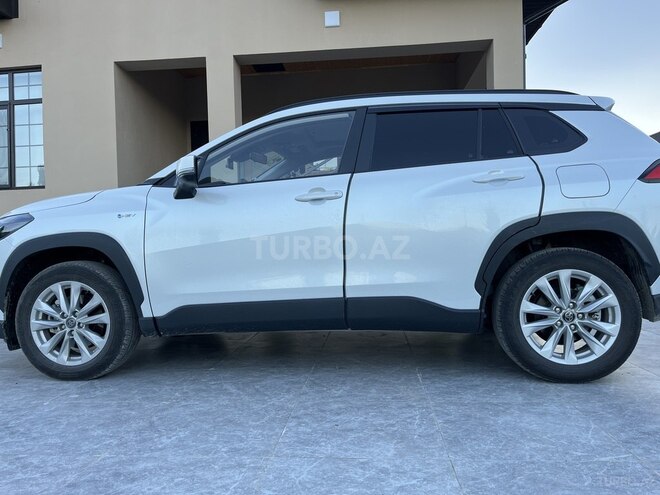 Toyota Corolla Cross-12