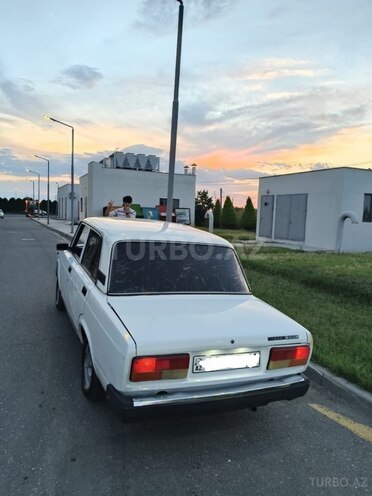 LADA (VAZ) 2107-4