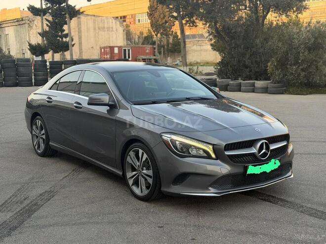 Mercedes CLA 250-1