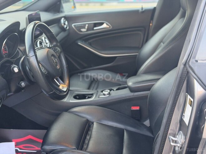 Mercedes CLA 250-3