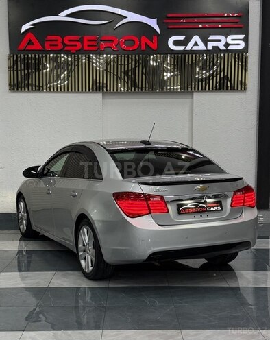 Chevrolet Cruze-8