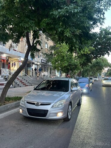 Hyundai i30-2
