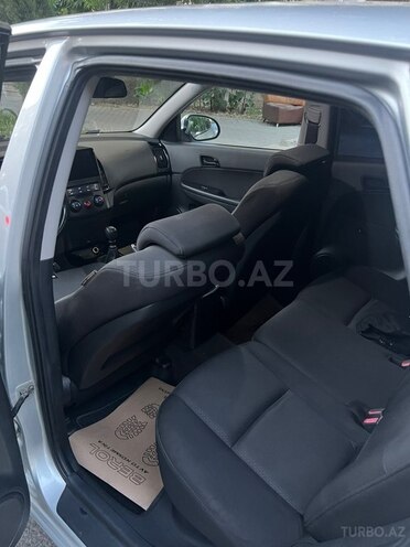 Hyundai i30-8