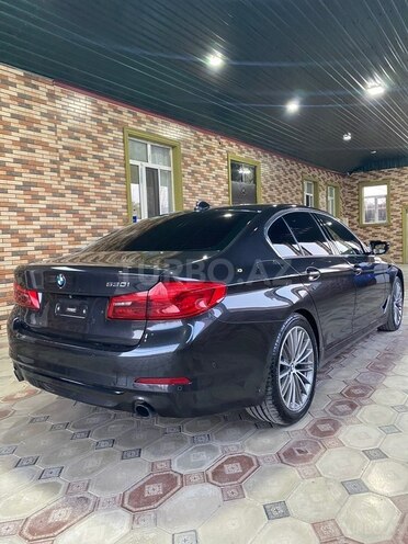 BMW 530-5