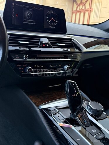 BMW 530-16