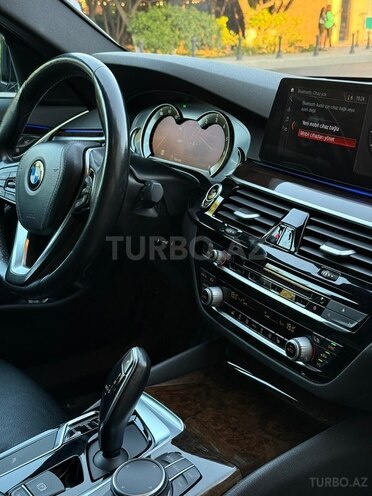 BMW 530-15