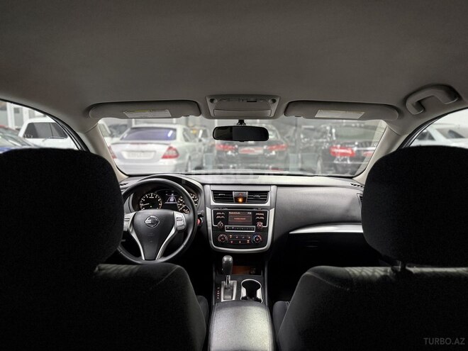 Nissan Altima-19