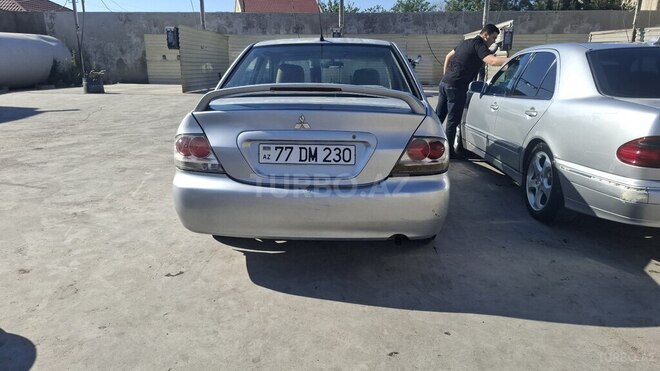 Mitsubishi Lancer-7