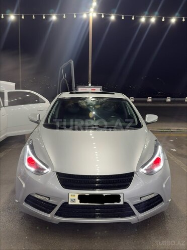 Hyundai Elantra-3