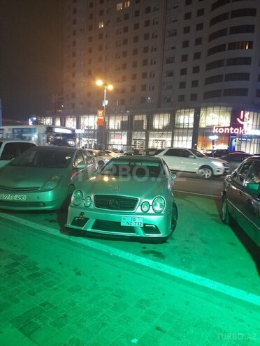 Mercedes CLK 320-1