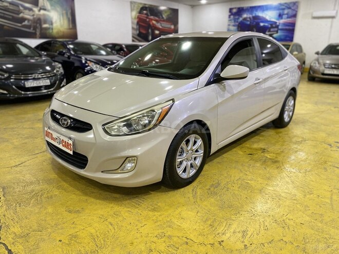 Hyundai Accent-3