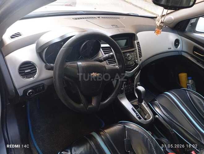 Chevrolet Cruze-8