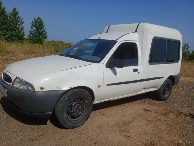 Ford Courier-4