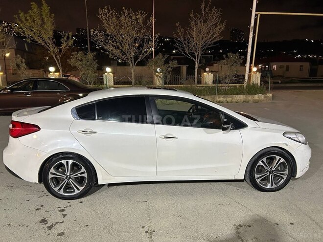 Kia Cerato-7