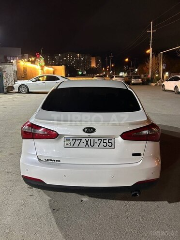 Kia Cerato-10
