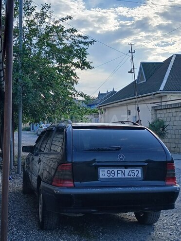 Mercedes C 220-2